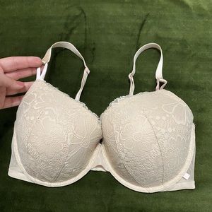 Victoria’s Secret Demi bra